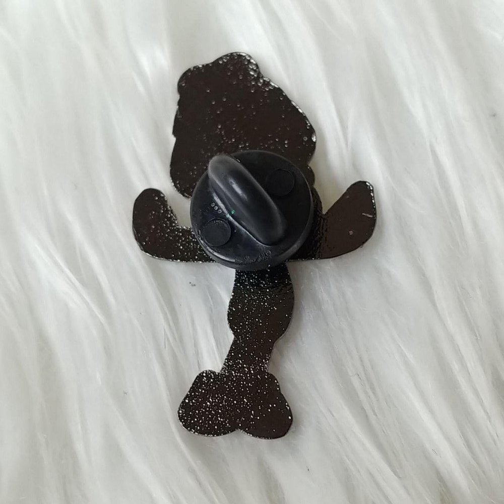 Spongebob Squidward Tentacles Enamel Pin - Picture 5 of 5